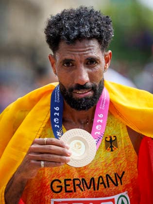 BIRMINGHAM, GREAT BRITAIN - AUGUST 16, 2026: Amanal PETROS (GER Germany) wins the marathon during the European Athletics Championships on August 16, 2026 in Birmingham, Great Britain. Great Britain Copyright: xAxelxKohringx