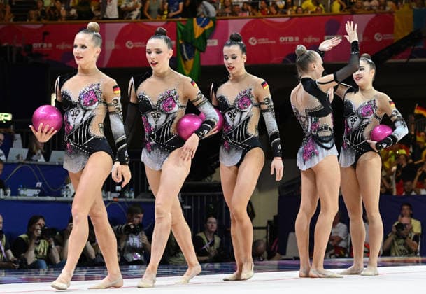 16.08.2026, xhbx, Rhythmische Sportgymnastik Weltmeisterschaft 2026, v.l. Team, Gruppe, Group, Mannschaft Deutschland, Germany (besteht aus: Alisa Datsenko, Anja Kosan, Alina Ott, Helena Ripken, Anna-Maria Shatokhin) 5 Bälle Übung Frankfurt am Main *** August 16, 2026, xhbx, 2026 Rhythmic Gymnastics World Championships, from left: Team, Group, Germany consists of Alisa Datsenko, Anja Kosan, Alina Ott, Helena Ripken, Anna Maria Shatokhin; 5-ball routine, Frankfurt am Main