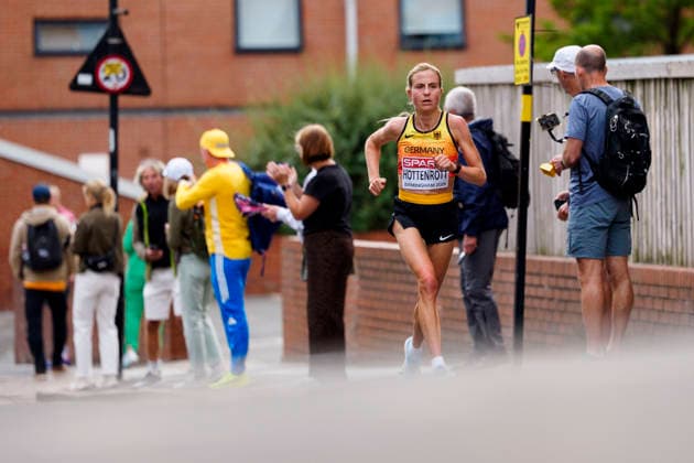 BIRMINGHAM, GREAT BRITAIN - AUGUST 16, 2026 : Laura HOTTENROTT (GER Germany) competing in the marathon during the European Athletics Championships at Alexander Stadium on August 16, 2026 in Birmingham, Great Britain. Great Britain Copyright: xLeahxKohringx