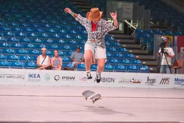 15.078.2026 xkhx Kassel World Freestyle 2026 Skateboarding Championships - Women Pro Qualifiers Bild zeigt Carmen Ionita (Romania ) - *** 15 078 2026 xkhx Kassel World Freestyle 2026 Skateboarding Championships Women s Pro Qualifiers; photo shows Carmen Ionita of Romania