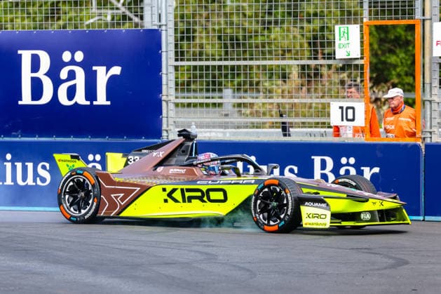 Dan Ticktum (Cupra Kiro, 33) verbremst sich während waehrend des Qualifyings, ABB FIA Formula E World Championship, WM, Weltmeisterschaft London e-Prix 2026, Vereinigtes Koenigreich, Saison 12 2025 26, Runde 17, 16.07.2026, ABB FIA Formula E World Championship, London e-Prix 2026, Vereinigtes Koenigreich, Saison 12 2025 26, Runde 17, 16.07.2026 London *** Dan Ticktum (Cupra Kiro, No. 33) overshoots the brakes during qualifying, ABB FIA Formula E World Championship, 2026 London e-Prix, United Kingdom, Season 12 (2025–26), Round 17, July 16, 2026, ABB FIA Formula E World Championship, 2026 London e-Prix, United Kingdom, Season 12 (2025–26), Round 17, July 16, 2026, London Copyright: xEibner-Pressefoto LauraxRoemerx EP_LRR