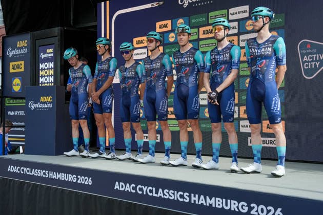 Deutschland: Hamburg - Buxtehude: ADAC Cyclassics 2026 (1.UWT), UCI Worldtour, Männer Elite, Eintages Radrennen: Teampraesentation in Buxtehude: Bahrain-Victorious (WT) *** Germany, Hamburg, Buxtehude, ADAC Cyclassics 2026, 1 UWT, UCI World Tour, Men s Elite, One-Day Cycling Race, Team Presentation in Buxtehude, Bahrain Victorious WT Copyright: xStefanxTrochax