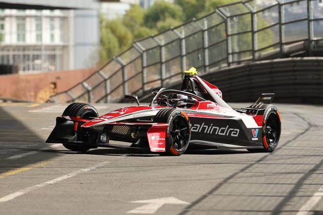 Nyck de Vries driving for MAHINDRA RACING Formula E Team takes pole position during the London E-Prix at the ExCel Centre, London Docklands, UK on 16 August 2026. Copyright: xKenxSparksx 45360013