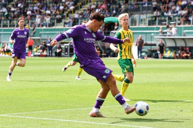THE HAGUE, NETHERLANDS - AUGUST 16: Thom van Bergen of FC Groningen during the Dutch Eredivisie match between ADO Den Haag and FC Groningen at Bingoal stadion on August 16, 2026 in The Hague, Netherlands.  Copyright: xMTB MBxMediax