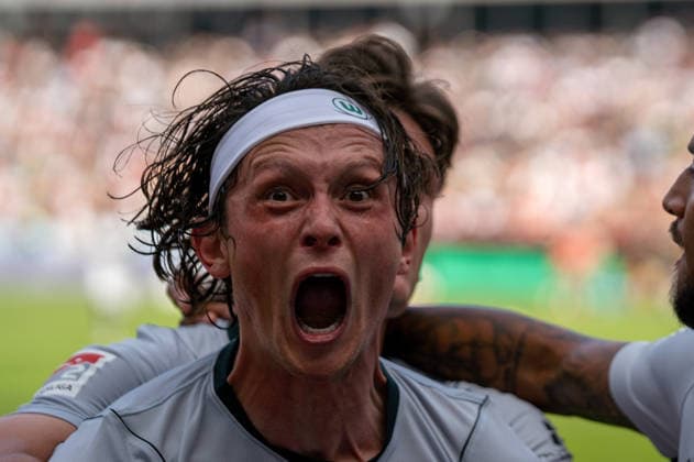 Deutschland: Fussball 2. Bundesliga, 2. Spieltag 2026 2027, Hannover 96 - VfL Wolfsburg am 16.08.2026 in Hannover (Heinz von Heiden Arena): Tor zum 0:1 Fabian Reese (VfL Wolfsburg, 11) Elfmeter Schuss Torschuss Jubel, Freude, Torjubel, Emotionen, Gesichtsausdruck, Mimik *** German Soccer 2. Bundesliga, Matchday 2, 2026–2027, Hannover 96 vs. VfL Wolfsburg on August 16, 2026, at the Heinz von Heiden Arena in Hannover; goal to make it 0–1 by Fabian Reese of VfL Wolfsburg, 11th penalty kick, shot on goal, celebration, joy, goal celebration, emotions, facial expression, facial gestures Copyright: xSvenxHeidmannx