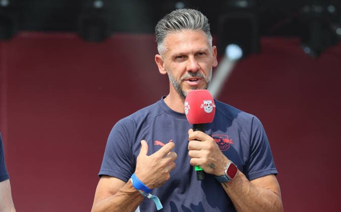 RB Leipzig Ð Saisoneroeffnung Bundesliga Leipzig, 16.08.2026, Festwiese vor der Red Bull Arena, Fussball, 1.Bundesliga, RB Leipzig, Saisoneröffnung , Im Bild: Season Heat Up 2026. Bühne. Vorstellung der Mannschaften. Trainer Martin Demichelis, RB Leipzig. , Nur zur redaktionellen Nutzung. Only editorial use. , *** RB Leipzig – Bundesliga Season Opener, Leipzig, August 16, 2026, Festival grounds in front of the Red Bull Arena, soccer, Bundesliga 1, RB Leipzig, season opener, Pictured: Season Heat Up 2026 stage, team presentation, coach Martin Demichelis, RB Leipzig, For editorial use only, Picture Point