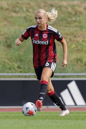 16.08.2026, xgrfx, Fussball Testspiel Frauen , OL Lyonnes - Eintracht Frankfurt v.l. Sofie Lundgaard (Eintracht Frankfurt) (DFL DFB REGULATIONS PROHIBIT ANY USE OF PHOTOGRAPHS as IMAGE SEQUENCES and or QUASI-VIDEO) Herzogenaurach *** August 16, 2026, xgrfx, Women s Soccer Friendly Match, OL Lyonnes vs. Eintracht Frankfurt, featuring Sofie Lundgaard, Eintracht Frankfurt. DFL and DFB regulations prohibit any use of photographs as image sequences and or quasi-video. Herzogenaurach