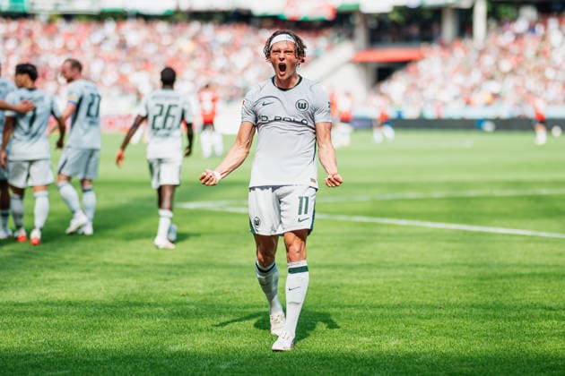 2. Bundesliga: Hannover 96 vs. VfL Wolfsburg, 16.08.2026 TOR, JUBEL nach Elfmeter durch Fabian Reese (VfL Wolfsburg, 11); Fußball, 2. Bundesliga, 2. Spieltag: Hannover 96 vs. VfL Wolfsburg am 16.08.2026 in der Heinz von Heiden Arena, Hannover DFL REGULATIONS PROHIBIT ANY USE OF PHOTOGRAPHS AS IMAGE SEQUENCES AND OR QUASI-VIDEO. *** 2. Bundesliga: Hannover 96 vs. VfL Wolfsburg, August 16, 2026 – GOAL, CELEBRATION after a penalty kick by Fabian Reese (VfL Wolfsburg), 11 Soccer, 2. Bundesliga, Matchday 2: Hannover 96 vs. VfL Wolfsburg on August 16, 2026, at the Heinz von Heiden Arena, Hannover. DFL regulations prohibit any use of photographs as image sequences and or quasi-video. Copyright: xBEAUTIFULxSPORTS Tonhäuserx