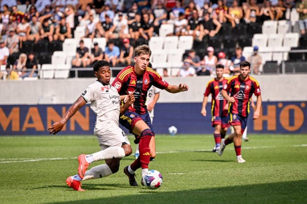 LUGANO, SWITZERLAND - AUGUST 16: Dereck Moncada of Lugano in action against Nathan Heller of Vedeggio during the Swiss Cup match between Vedeggio Calcio and FC Lugano at AIL Arena on August 16, 2026 in Lugano, Switzerland. Lugano AIL Arena Ticino Switzerland *** LUGANO, SWITZERLAND, AUGUST 16: Dereck Moncada of Lugano in action against Nathan Heller of Vedeggio during the Swiss Cup match between Vedeggio Calcio and FC Lugano at AIL Arena on August 16, 2026, in Lugano, Switzerland. Lugano, AIL Arena, Ticino, Switzerland Copyright: xJustPictures.ch AndreaxBrancax jp-en-EuSpIm-AB_16082026_4254