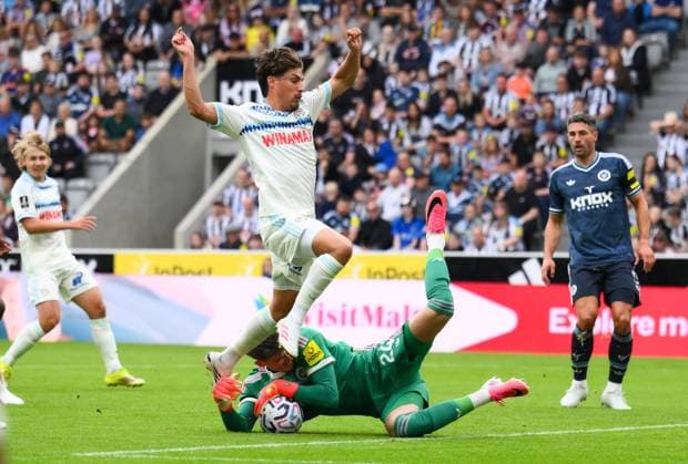 Ewen Jaouen goalkeeper for Newcastle United gets to the ball ahead of Samir El Mourabet of Strasbourg Newcastle United v Strasbourg, Pre Season Friendly, Football, St James Park, Newcastle, UK - 16 Aug 2026Newcastle St James Park United Kingdom EDITORIAL USE ONLY No use with unauthorised audio, video, data, fixture lists, club league logos or live services. Online in-match use limited to 120 images, no video emulation. No use in betting, games or single club league player publications.  Copyright: xRichardxLee Shutterstockx 17070161i