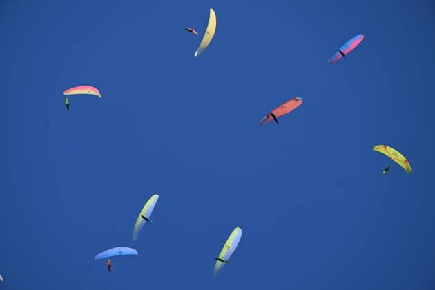 (260816) -- KRUSHEVO, Aug. 16, 2026 -- Participants compete during the 18th World Air Sports Federation (FAI) European Paragliding Championships in Krushevo, North Macedonia, Aug.16, 2026. The event is taking place from Aug. 8 to 19, bringing together 130 of Europe s top pilots. (Photo by Tomislav Georgiev Xinhua) (SP)NORTH MACEDONIA-KRUSHEVO-EUROPEAN PARAGLIDING CHAMPIONSHIPS LinxHao 