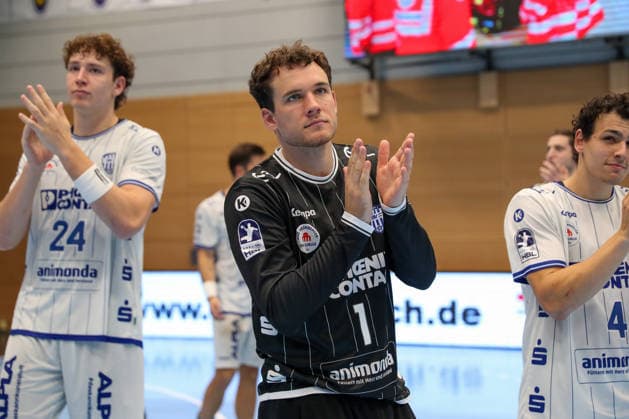 16.08.2026 ,xgox, Handball - Wartburg Cup ThSV Eisenach - TBV Lemgo-Lippe emspor, v.l. Constantin Möstl (Lemgo, 1) Jubel ueber den Sieg, Jubel nach Spielende Eisenach *** August 16, 2026, xgox, Handball Wartburg Cup: ThSV Eisenach vs. TBV Lemgo Lippe emspor; from left: Constantin Möstl (Lemgo), 1. Celebrating the victory; celebrations after the game in Eisenach