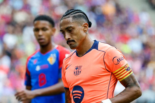Raphinha FC Barcelona, Barca 11) , Schweiz, Fussball, Testspiel, 2026 2027, FC Basel vs. FC Barcelona, 16.08.2026, Basel Sankt Jakob Park Schweiz *** Raphinha, FC Barcelona, 11, Switzerland, soccer, friendly match, 2026–2027, FC Basel vs. FC Barcelona, August 16, 2026, St. Jakob Park, Basel, Switzerland Copyright: xGrantxHubbsx