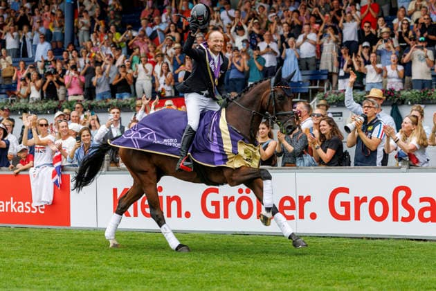 AACHEN - FEI World Championships 2026, AACHEN - FEI World Championships 2026 JUNG Michael (GER), Fischerchipmunk FRH Medal ceremony Individual Medaillenvergabe Einzelentscheidung FEI Eventing World Championship, WM, Weltmeisterschaft Jumping Final Team & Individual Aachen, Reitstadion Soers 16. August 2026 - *** 2026 FEI World Championships in Aachen, AACHEN FEI World Championships 2026 JUNG Michael GER, Fischerchipmunk FRH Medal Ceremony – Individual Eventing FEI World Championship Jumping Final – Team and Individual Events – Aachen, Soers Equestrian Stadium, August 16, 2026