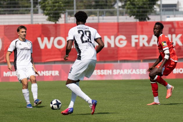 16.08.2026, xhfmx, Fussball Regionalliga Suedwest, FSV Mainz 05 U23 - FSV Frankfurt v.l. Nick Doktorczyk (FSV Frankfurt, 15), Uche Obiogumu (FSV Frankfurt, 17) (DFL DFB REGULATIONS PROHIBIT ANY USE OF PHOTOGRAPHS as IMAGE SEQUENCES and or QUASI-VIDEO) Mainz *** August 16, 2026, xhfmx, Regional League Southwest Soccer, FSV Mainz 05 U23 vs. FSV Frankfurt, Nick Doktorczyk (FSV Frankfurt), 15, Uche Obiogumu, FSV Frankfurt, 17. DFL and DFB regulations prohibit any use of photographs as image sequences and or quasi-video. Mainz