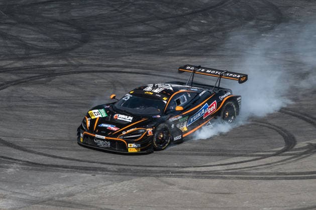 16.08.2026, GER, Motorsport, ADAC DTM, Saison 2026, Nürburgring Ben Dörr ( Deutschland, Dörr Motorsport, McLaren 720S GT3 Evo, 25 ) scheidet wegen einem losen Rad aus dem Sonntagsrennen der DTM am Nürburgring aus Nürburg Nürburgring Rheinland-Pfalz Deutschland *** August 16, 2026, GER, Motorsports, ADAC DTM, 2026 Season, Nürburgring, Ben Dörr, Germany, Dörr Motorsport, McLaren 720S GT3 Evo, No. 25 retires from Sunday’s DTM race at the Nürburgring due to a loose wheel; Nürburg, Nürburgring, Rhineland-Palatinate, Germany Copyright: xnordphotoxGmbHx xKnabx