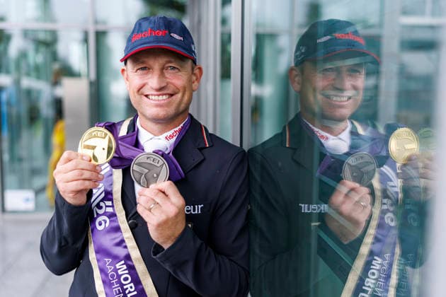 AACHEN - FEI World Championships 2026, AACHEN - FEI World Championships 2026 JUNG Michael (GER) Impression Medaille FEI Eventing World Championship, WM, Weltmeisterschaft Jumping Final Team & Individual Aachen, Reitstadion Soers 16. August 2026 - *** AACHEN FEI World Championships 2026, AACHEN FEI World Championships 2026 JUNG Michael GER Commemorative Medal FEI Eventing World Championship Jumping Final Team Individual Aachen, Soers Equestrian Stadium, August 16, 2026
