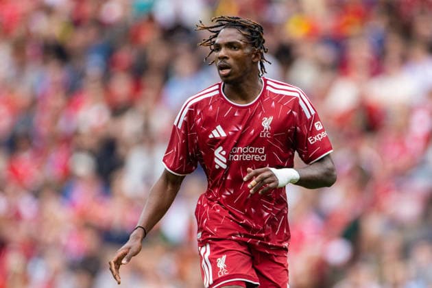 Football - Pre-Season Friendly - Liverpool FC v Como 1907 LIVERPOOL, ENGLAND - Sunday, August 16, 2026: Liverpool s Jeremy Jacquet during a pre-season friendly match between Liverpool FC and Como 1907 at Anfield. (Photo by David Rawcliffe Propaganda) LIVERPOOL Anfield MERSEYSIDE ENGLAND  Copyright: xDavidxRawcliffex P2026-08-16-Liverpool_Como-86