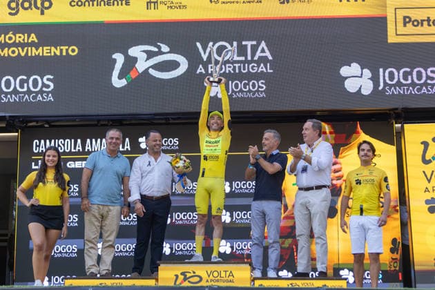 August 16, 2026, Porto, Porto, Portugal: Mondim de Basto, August 16 - Alexis Guerin of France and Anicolor-Campicarn Cycling Team is seen celebrating the win during the 10th stage from Maia to Porto of the Volta a Portugal 2026 on August 16, 2026 in Porto, Portugal Porto Portugal - ZUMAl192 20260816_zsp_l192_018 Copyright: xMiguelxLemosx