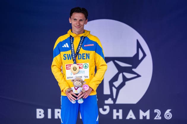 260816 Andreas Almgren of Sweden at the medal ceremony after winning men s 10 000 meter during day 7 of the 2026 European Athletics Championships on August 16, 2026 in Birmingham. Photo: Mathias Bergeld BILDBYRAN kod MB MT1072 friidrott athletics friidrett friidrotts-em em friidretts-em 2026 european athletics championships 7 bbeng *** August 16, 2026: Andreas Almgren of Sweden at the medal ceremony after winning the men’s 10,000-meter race on Day 7 of the 2026 European Athletics Championships on August 16, 2026 in Birmingham. Photo by Mathias Bergeld, BILDBYRAN, code MB MT1072. track and field, athletics, friidrett, friidrotts EM, 2026 European Athletics Championships, Day 7, BBENG  Copyright: MATHIASxBERGELD BB260816MB072