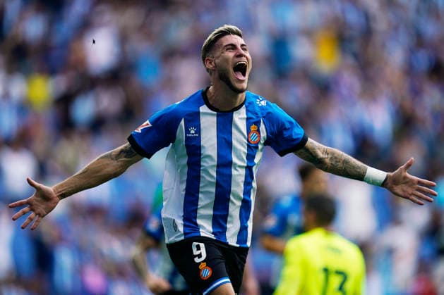 ESP: RCD Espanyol - Levante UD. La Liga EA Sports. Macthday 1 Roberto Fernandez of RCD Espanyol celebrates the 1-0 during the La Liga EA Sports match between RCD Espanyol and Levante UD played at RCDE Stadium on August 16, 2026 in Barcelona, Spain. kpng Copyright: xSergioxRuizx xPRESSINPHOTOx PS_2627_ESP_LEV_502