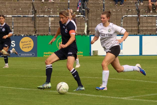 2026-08-16 , FSV Babelsberg 74 vs Turbine Potsdam, Frauen, DFB-Pokal 1. Runde , Karl-Liebknecht-Stadion Bianca Schmidt (1.FFC Turbine Potsdam, 20) am Ball Potsdam Brandenburg Germany *** August 16, 2026, FSV Babelsberg 74 vs. Turbine Potsdam, Women, DFB Cup First Round, Karl Liebknecht Stadium, Bianca Schmidt 1 (FFC Turbine Potsdam), 20 am Ball, Potsdam, Brandenburg, Germany