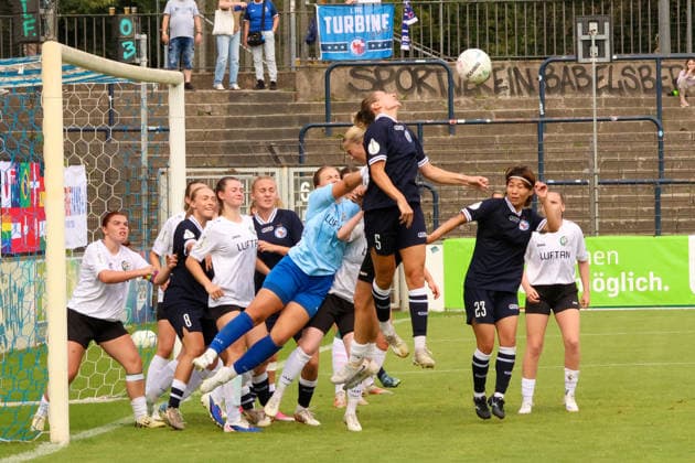 2026-08-16 , FSV Babelsberg 74 vs Turbine Potsdam, Frauen, DFB-Pokal 1. Runde , Karl-Liebknecht-Stadion der Eckball wurde abgewehrt Potsdam Brandenburg Germany *** August 16, 2026, FSV Babelsberg 74 vs. Turbine Potsdam, Women, DFB Cup First Round, Karl Liebknecht Stadium—the corner kick was cleared—Potsdam, Brandenburg, Germany