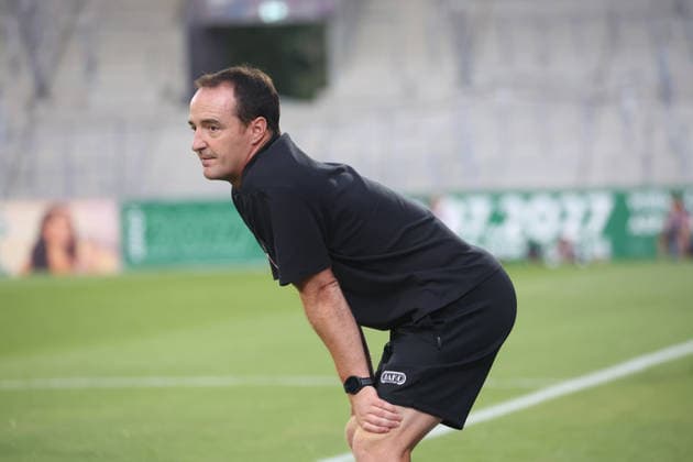 16.08.26 VfB Stuttgart II - FC Viktoria Köln Deutschland, Großaspach, 16.08.2026, Fussball, 3. Liga, Saison 2026 2027; VfB Stuttgart II - FC Viktoria Köln: VfB Trainer Nico Willig. *** August 16, 2026 VfB Stuttgart II vs. FC Viktoria Köln Germany, Großaspach, August 16, 2026, Soccer, 3. Liga, 2026–2027 Season VfB Stuttgart II vs. FC Viktoria Köln VfB Coach Nico Willig