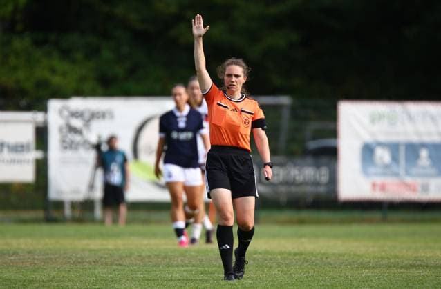 16.08.2026, xcex, GER, Hamburg, Adolf-Jaeger-Kampfbahn, Frauenfussball, Regionalliga, 2. Frauen-Bundesliga, DFB-Pokal Frauen, Saison 2026 2027, Playoffs, FC St. Pauli - SV Meppen, Schiedsrichterin Levke Scholz DFL regulations prohibit any use of photographs as image sequences and or quasi-video *** August 16, 2026, xcex, GER, Hamburg, Adolf Jaeger Kampfbahn, Women s Soccer, Regionalliga, Women s 2nd Bundesliga, DFB Women s Cup, 2026–2027 Season, Playoffs, FC St. Pauli vs. SV Meppen, Referee Levke Scholz. DFL regulations prohibit any use of photographs as image sequences and or quasi-video.