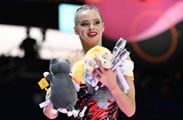 16.08.2026, xhbx, Rhythmische Sportgymnastik Weltmeisterschaft 2026, v.l. Taisilia Onofriichuk (Ukraine) Keulen Frankfurt am Main *** August 16, 2026, xhbx, 2026 Rhythmic Gymnastics World Championships, from left: Taisilia Onofriichuk, Ukraine, Cologne, Frankfurt am Main