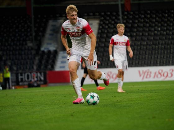 Maximilian Herwerth (VfB Stuttgart U23, 04) am Ball GER, Fussball, VfB Stuttgart II vs. Viktoria Koeln, 3. Liga, 2. Spieltag, Saison 2026 2027, 16.08.2026 GER, Fussball, VfB Stuttgart II vs. Viktoria Koeln, 3. Liga, 2. Spieltag, Saison 2026 2027, 16.08.2026 Aspach *** Maximilian Herwerth, VfB Stuttgart U23, 04 am Ball GER, Soccer, VfB Stuttgart II vs. Viktoria Cologne, 3. Liga, Matchday 2, 2026–2027 Season, August 16, 2026 GER, Soccer, VfB Stuttgart II vs. Viktoria Cologne, 3. Liga, Matchday 2, 2026–2027 Season, August 16, 2026 Aspach Copyright: xCarstenxSchweringx EP_CSG