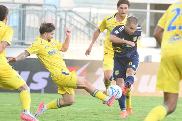 SOCCER - Coppa Italia - Frosinone Calcio vs. SS Juve Stabia Photo by IPA ABACAPRESS.COM87549863 - Davide Buglio of SS Juve Stabia in action during the Coppa Italia Freccia Rossa match between Frosinone Calcio and SS Juve Stabia at Benito Stirpe Stadium Frosinone Italy  Copyright: xIPAxSport ABACAx