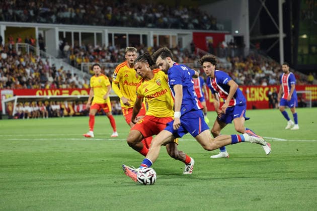 FOOTBALL : RC Lens vs Paris Saint-Germain - TrophÃ e des Champions - 16 08 2026 Khvicha KVARATSKHELIA (PSG) lors du match RC Lens vs Paris Saint-Germain, TrophÃ e des Champions, stade Bollaert-Delelis, le 16 aoÃ»t 2026 - photo Laurent Sanson PsnewZ  Copyright: xLaurentxSANSONx xPsnewZx