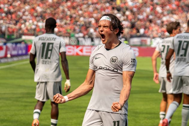 Deutschland: Fussball 2. Bundesliga, 2. Spieltag 2026 2027, Hannover 96 - VfL Wolfsburg am 16.08.2026 in Hannover (Heinz von Heiden Arena): Fabian Reese (VfL Wolfsburg, 11) Tor zum 0:1 Jubel, Freude, Torjubel, Emotionen *** German Soccer 2. Bundesliga, Matchday 2, 2026–2027, Hannover 96 vs. VfL Wolfsburg on August 16, 2026, at the Heinz von Heiden Arena in Hannover; Fabian Reese (VfL Wolfsburg) scores the 11th goal to make it 0–1—celebration, joy, goal celebration, emotions Copyright: xSvenxHeidmannx