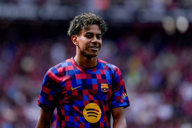 BASEL, SWITZERLAND - AUGUST 16: Lamine Yamal (10 FC Barcelona, Barca warming up during the friendly match between FC Basel 1893 and FC Barcelona at St. Jakob Park Stadium on August 16, 2026 in Basel, Switzerland.  Copyright: xPriscilaxBütlerx xSPPx Sportspressphoto_SPR209539
