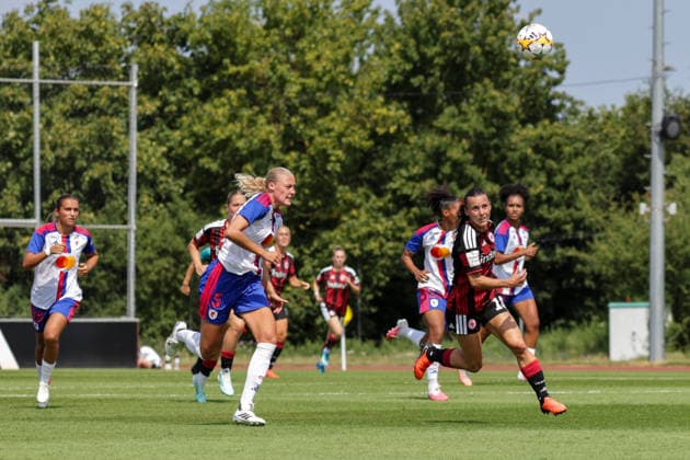 16.08.2026, xgrfx, Fussball Testspiel Frauen , OL Lyonnes - Eintracht Frankfurt v.l. Elma Junttila Nelhage (OL Lyonnes), Hayley Raso (Eintracht Frankfurt) (DFL DFB REGULATIONS PROHIBIT ANY USE OF PHOTOGRAPHS as IMAGE SEQUENCES and or QUASI-VIDEO) Herzogenaurach *** August 16, 2026, xgrfx, Women s Soccer Friendly Match, OL Lyonnes vs. Eintracht Frankfurt, featuring Elma Junttila Nelhage (OL Lyonnes) and Hayley Raso (Eintracht Frankfurt). DFL and DFB regulations prohibit any use of photographs as image sequences and or quasi-video. Herzogenaurach
