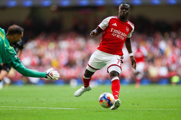 (260817) -- CARDIFF, Aug. 17, 2026 -- Arsenal s Bukayo Saka (R) controls the ball during the English Community Shield match between Arsenal and Manchester City in Cardiff, Britain, on Aug. 16, 2026. (Photo by Xinhua) (SP)BRITAIN-CARDIFF-FOOTBALL-ENGLISH COMMUNITY SHIELD-FINAL-ARSENAL VS MANCHESTER CITY QianxJun 