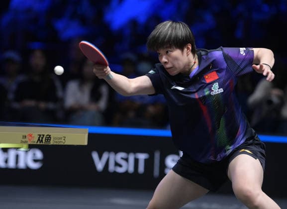 (260817) -- MALMO, Aug. 17, 2026 -- Wang Yidi of China hits a return to Wang Manyu of China during the women s singles final match at the WTT Europe Smash Sweden 2026 in Malmo, Sweden, Aug. 16, 2026. ) (SP)SWEDEN-MALMO Table tennis, Tischtennis WTT EUROPE SMASH 2026-WOMEN SINGLES WengxXinyang 