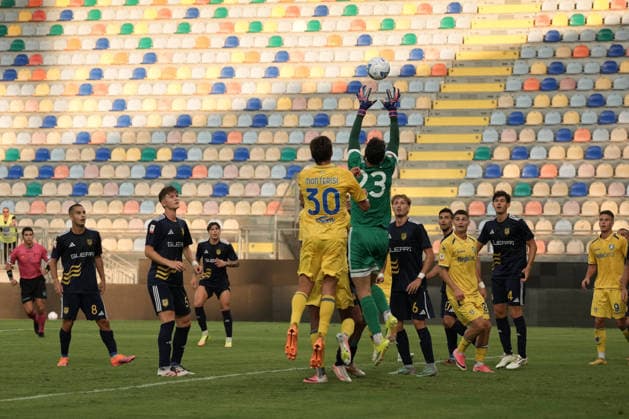 SOCCER - Coppa Italia - Frosinone Calcio vs. SS Juve Stabia Photo by IPA ABACAPRESS.COM87565368 - Pietro Boer (23) of S.S. Juve Stabia controls the ball during the Round of 32 of the 2026 27 Coppa Italia soccer match between Frosinone Calcio and S.S. Juve Stabia on August 16, 2023, at the Benito Stirpe Stadium (Frosinone), Italy Frosinone Italy  Copyright: xIPAxSport ABACAx