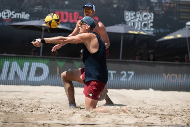 2026 AVP Manhattan Beach Open Miles Partain receives a serve during the 2026 Manhattan Beach Open at Manhattan Beach Pier on August 16, 2026. Manhattan Beach Californai United States  Copyright: xEdwinxSox originalFilename:so-2026avpm260816_npMQN.jpg