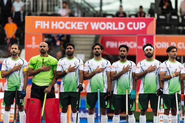 Pakistan v Wales - FIH Hockey World Cup AMSTELVEEN, NETHERLANDS - AUGUST 17: Team of The Pakistan during the FIH Hockey World Cup match between Pakistan and Wales at Wagener Stadion on August 17, 2026 in Amstelveen, Netherlands. Amstelveen Wagener Stadion Netherlands Content not available for redistribution in The Netherlands directly or indirectly through any third parties. Copyright: xMarcelxvanxPlateringenx