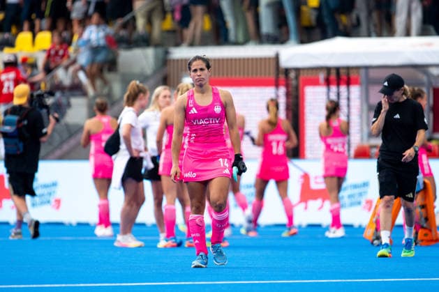 17.08.2026, BEL, Hockey, Frauen, FIH Weltmeisterschaft, Länderspiel, Deutschland vs Argentinien Lucina von der Heyde ( Deutschland, 14 ) und Team ist enttäuscht über die 2:3 Niederlage, Wavre Belfius Arena Wallonisch-Brabant Belgien *** August 17, 2026, BEL, Field Hockey, Women s, FIH World Championship, International Match, Germany vs. Argentina. Lucina von der Heyde of Germany, 14, and her team are disappointed with the 2–3 loss, Wavre Belfius Arena, Walloon Brabant, Belgium Copyright: xNordphoto Memmlerx