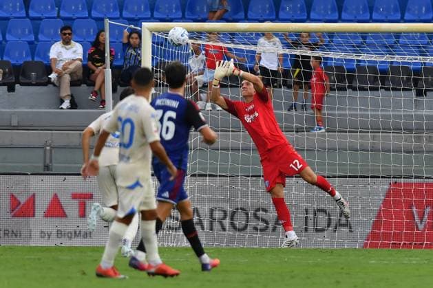 IPA87579618 - Jacopo Seghetti (Empoli) makes a save during the Pisa SC vs. Empoli FC Coppa Italia match in Pisa, Italy, on August 17, 2026  Copyright: xGabrielexMasotti IPAxSportx xx 87579618