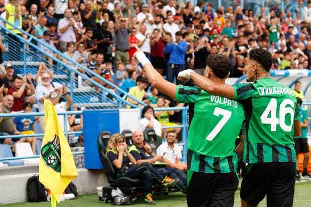 IPA87579832 - Cristian Volpato (Sassuolo) celebrates after scoring the goal that made it 1-0 during the Frecciarossa Italian Cup 2026 2027 soccer match between Sassuolo and Cesena at the Mapei Stadium in Reggio Emilia, Italy on August 17, 2026, during the US Sassuolo vs. Cesena FC Coppa Italia match in Reggio Emilia, Italy, on August 17, 2026  Copyright: xLucaxDiliberto IPAxSportx xx 87579832
