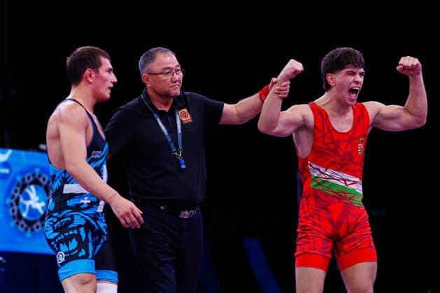 U20 World Championships 77kg GR - Zalan Csaba Toplak (HUN) df. Giorgi Gogelashvili (GEO) *** U20 World Championships, 77 kg, Greco-Roman: Zalan Csaba Toplak (HUN) defeated Giorgi Gogelashvili (GEO) Copyright: xKostadinxAndonovx