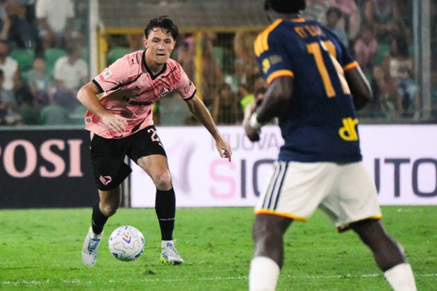 IPA87582578 - Palermo, Italy, August 17, 2026. Renzo Barbera Stadium, Palermo vs. Lecce, a match in the 32nd round of the 2026–2027 Italian Cup. Pictured: Patryk Peda (Palermo FC)  Copyright: xFedericoxSerra IPAxSportx xx 87582578