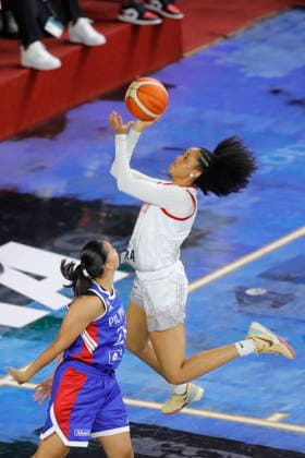 Women s Olympic Basketball Qualifier - Mexico vs. Philippines Anisa Jeffries (R) of Mexico in action against Kacey Dela Rosa (L) of the Philippines during a Group B game of the FIBA Women s Basketball World Cup 2026 Pre-Qualifying Tournament between Mexico and Philippines at the Arena Astros in Guadalajara, Mexico, 17 August 2026. Guadalajara Mexico  Copyright: xFranciscoxGuascox