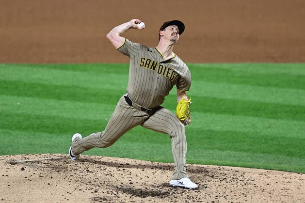 MLB, Baseball Herren, USA San Diego Padres Vs. New York Mets San Diego Padres starting pitcher Walker Buehler 10 throws during the fourth inning of a baseball game against the New York Mets at Citi Field in Flushing, New York, on August 17, 2026. New York City New York United States  Copyright: xGordonxDonovanx originalFilename:donovan-mlbsandi260817_npNCX.jpg