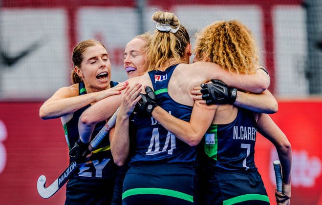 2026 Women s FIH Hockey World Cup Pool C, Belfius Hockey Arena, Wavre, Belgium 18 8 2026 New Zealand vs Ireland Ireland™s Sarah Hawkshaw celebrates scoring her side™s first goal with teammates Sarah Hawkshaw celebrates scoring her side™s first goal with teammates 18 8 2026  Copyright: xRodrigoxJaramillox RJ2_3074 20260818