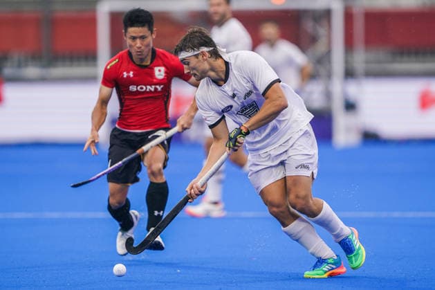 2026-08-18 Japan v New Zealand - FIH Hockey World Cup AMSTELVEEN, NETHERLANDS - AUGUST 18: Koji Yamasaki of Japan, Isaac Houlbrooke of New Zealand during the FIH Hockey World Cup match between Japan and New Zealand at Wagener Stadion on August 18, 2026 in Amstelveen, Netherlands. Amstelveen Wagener Stadion Netherlands Content not available for redistribution in The Netherlands directly or indirectly through any third parties. Copyright: xAndrexWeeningx